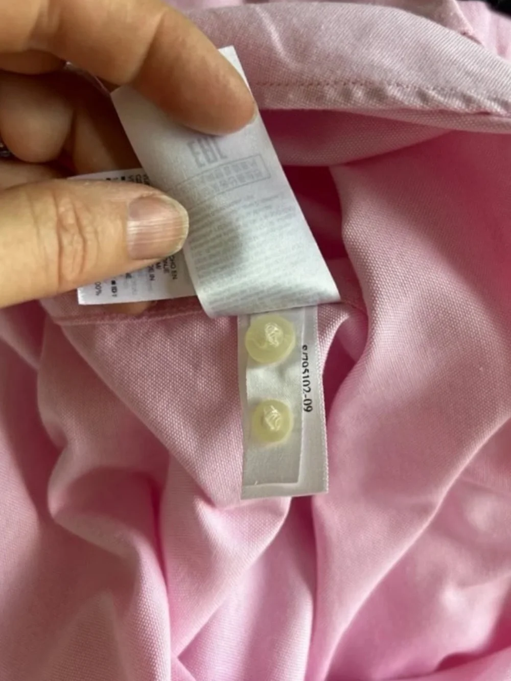 Banana Republic Men's Grant Fit Light Pink Button-Down Dress Shirt. Size Smal